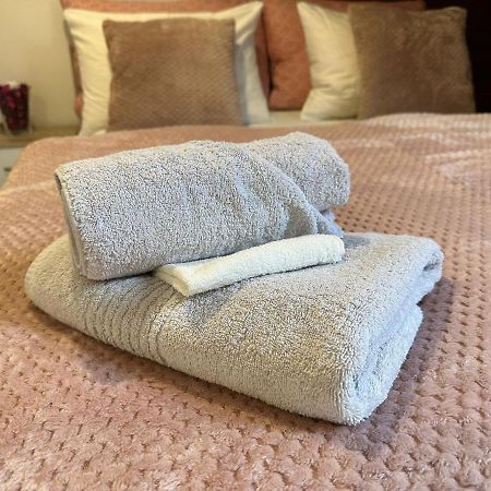 Apartman Rose Zagreb Bagian luar foto