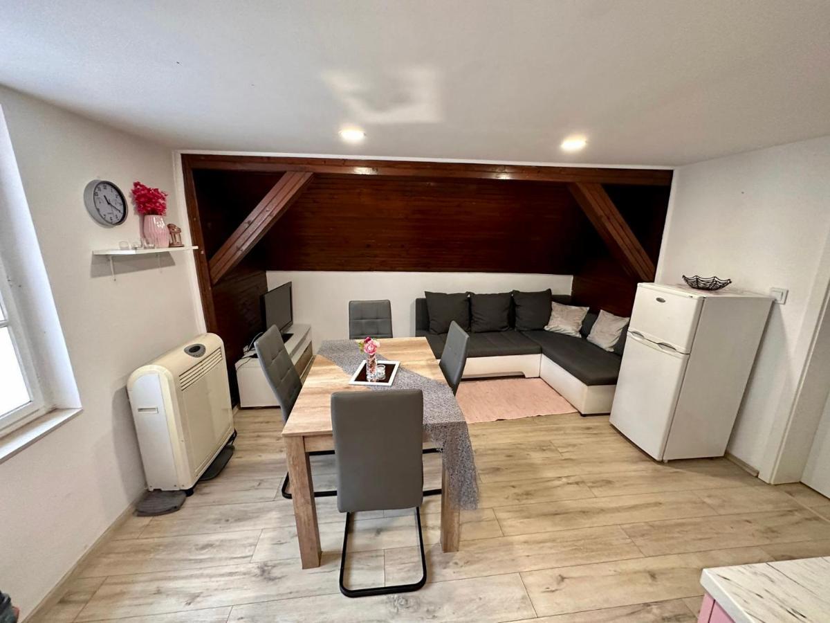 Apartman Rose Zagreb Bagian luar foto